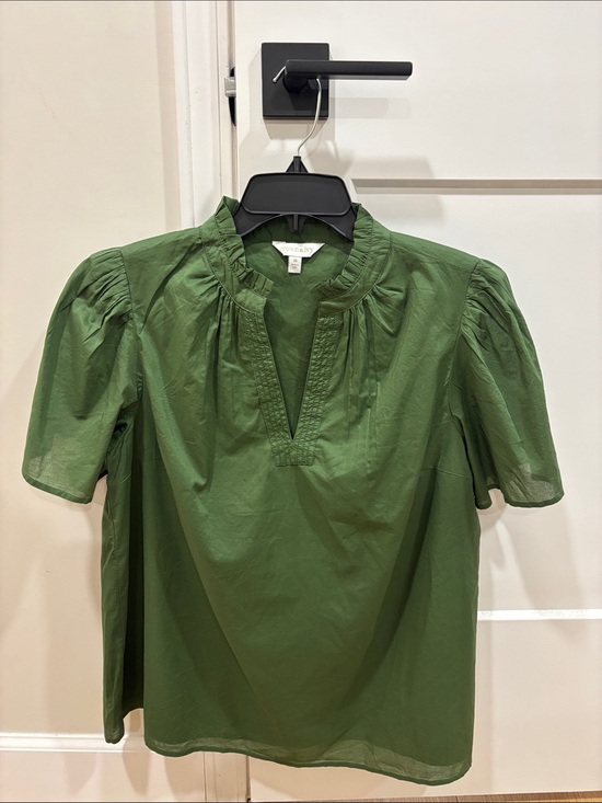 crown & ivy Tops - Crown & Ivy Green Short Sleeve Ruffle Neck Blouse